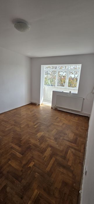 Vanzare apartament 2 camere