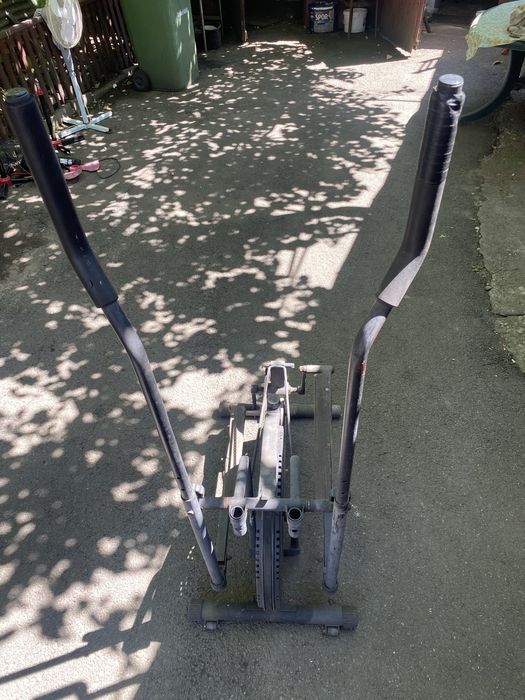 Vand ieftin Bicicleta eliptica fitness