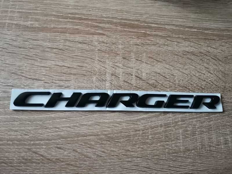 черен надпис Dodge Charger нов стил