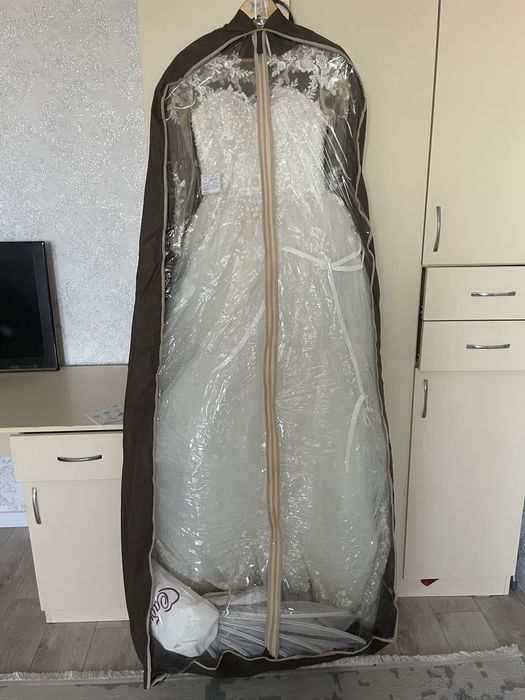 Свадебные платья