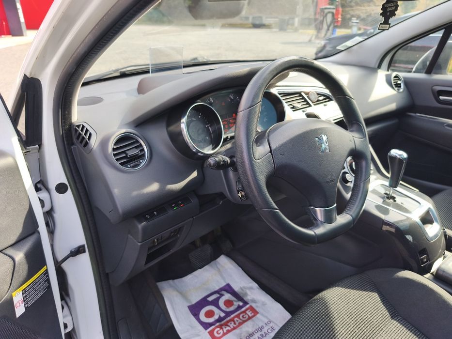PEUGEOT 5008 2013 — imagine 5