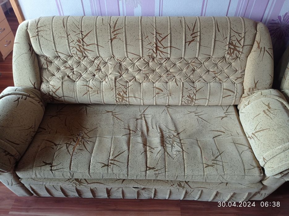 Диван и кресло продам