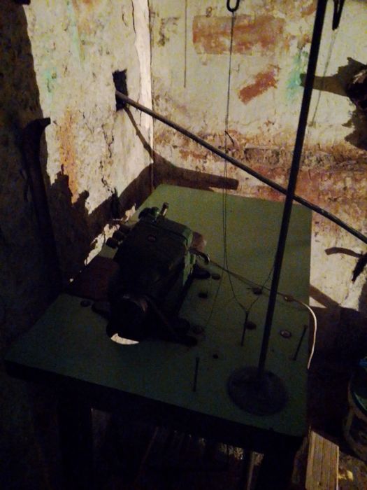 Продам оверлок советский