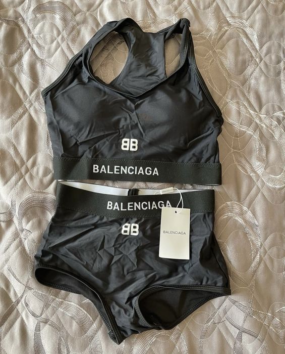 Бански Balenciaga