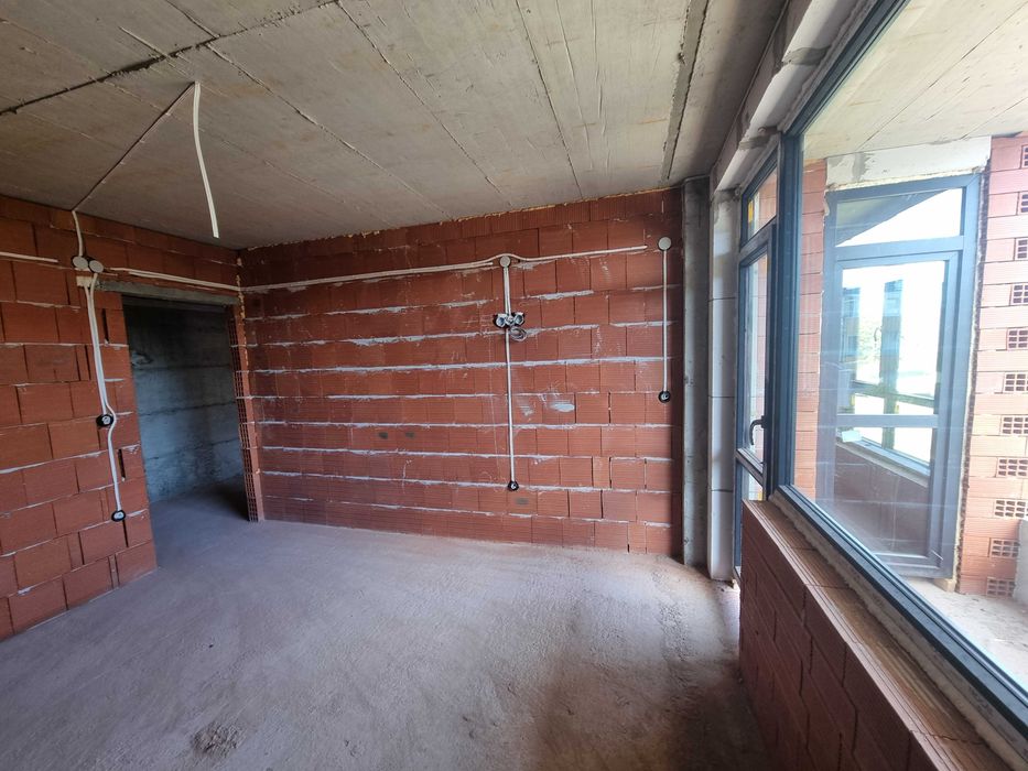 Продава се Тристаен апартамент в Благоевград, Освобождение - 106 кв.м за 1000 €/кв.м - Снимка #3