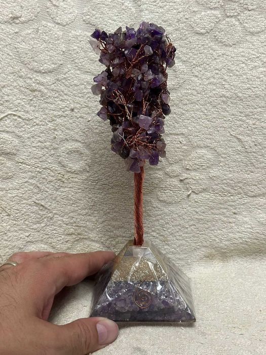 STATUETA TIP COPAC - Facuta manual cu AMETISTE Naturale -Unicat -Cadou