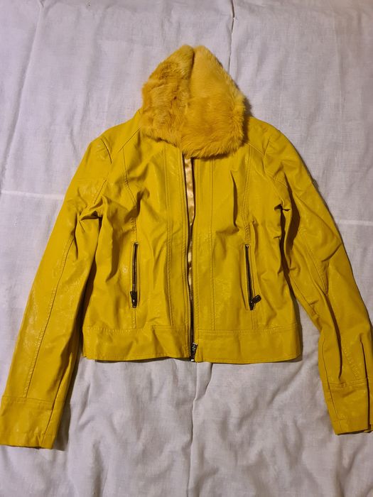 Jacheta de piele cu guler blana