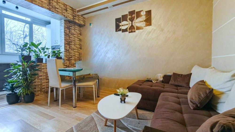 Продава се Тристаен апартамент в Пловдив, Кючук Париж - 87 кв.м за 909 €/кв.м - Снимка #3