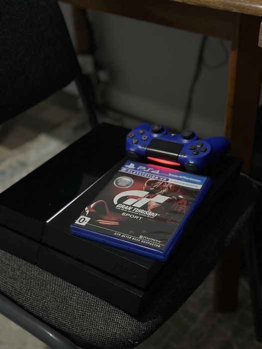 Ps4 6 игр 1 джойстик ПО 10.01 МОЖНО ПРОШИТЬ