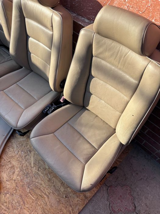 Бежевый салон на мерседес w124