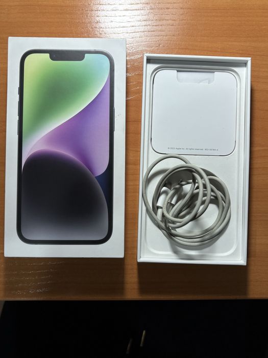 Продам айфон 14 128 гб в хорошем состояние