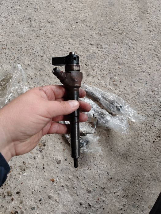 Injectoare passat cc passat B7 touran sharan 2.0 cffb cfgb 03L130277j