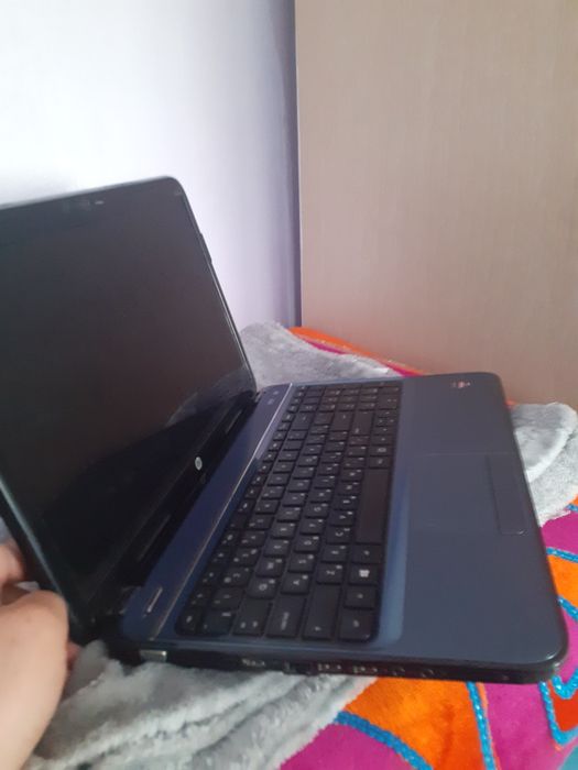 Ноутбук продам срочно
