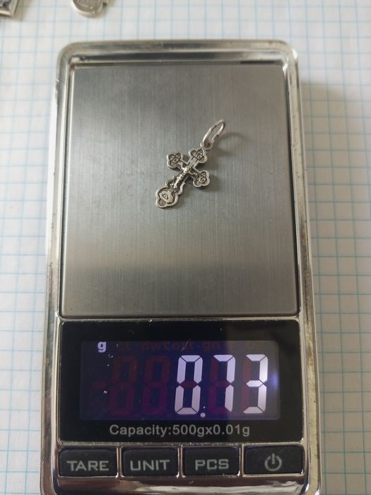 Продам 925 серебряные изделия.