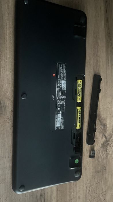 Беһпроводная клавиатура logitech.