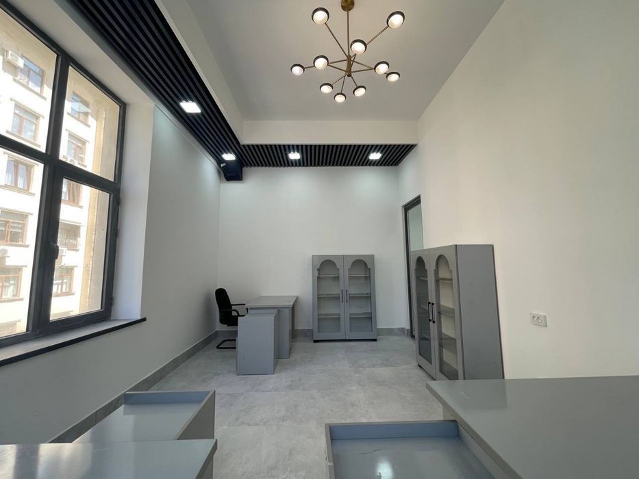 Офис в Аренду 75 кв.м и 90 кв.м Паркентский