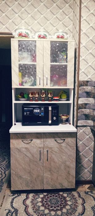 Продаётся квартира Ахангаран   4 мкрне  3 комнатная  рядом садик школа