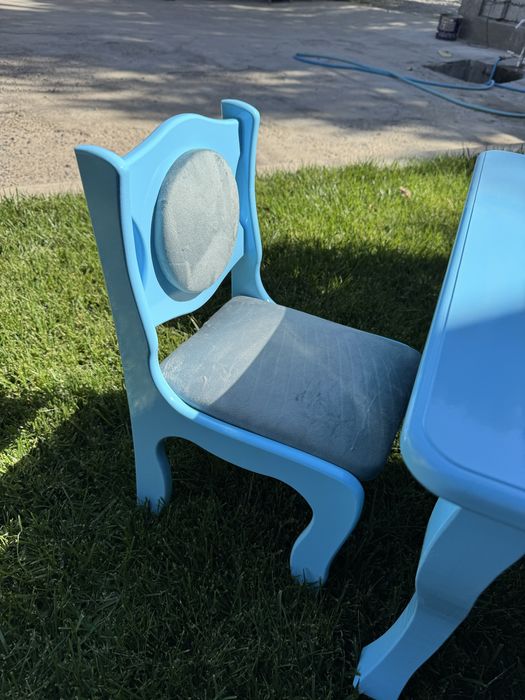 Bolalar stul va stoli