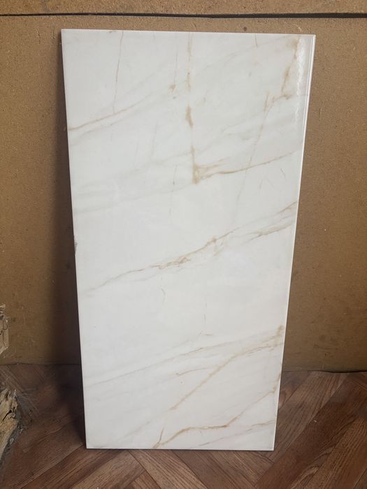 Продам керамическую плитку 30×60 см, 3 новые упаковки