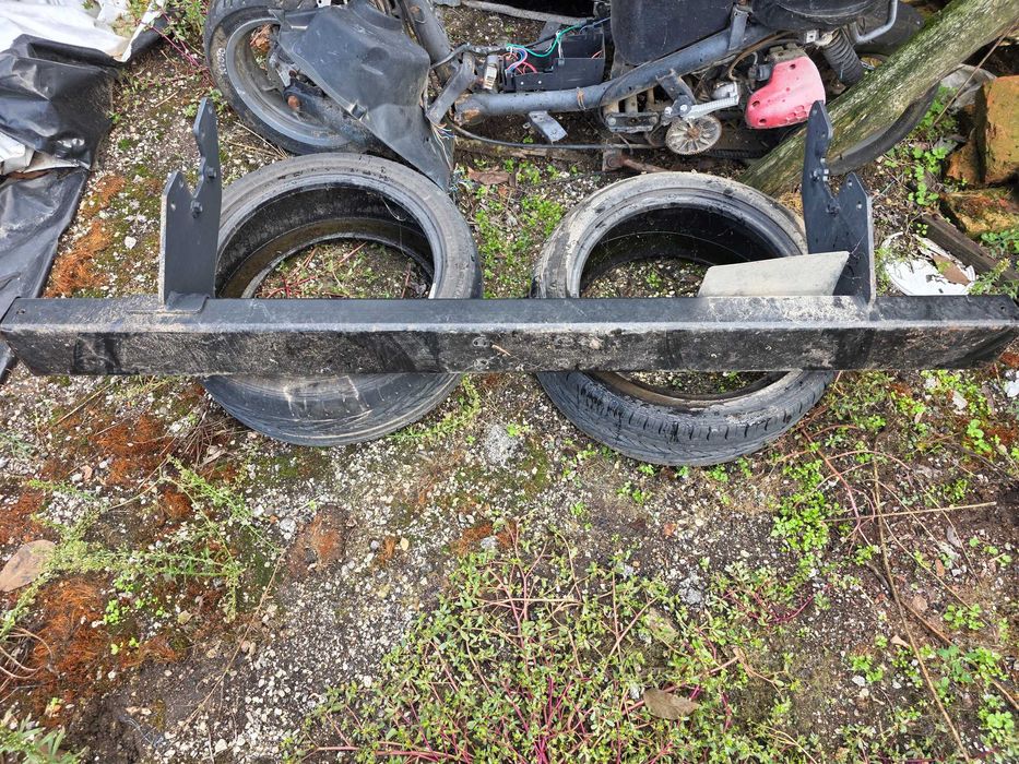 Греда от Toyota Hilux