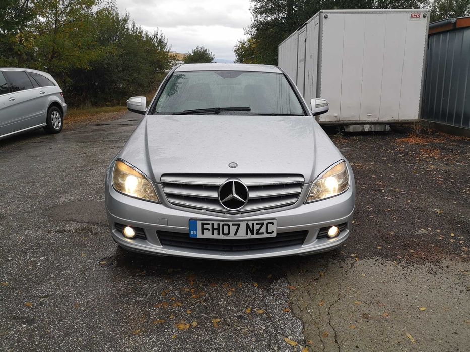 W204 НА ЧАСТИ Mercedes C Class В204 200 CDI 646 ръчка Classic