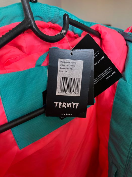 Зимняя куртка для девочки подростка