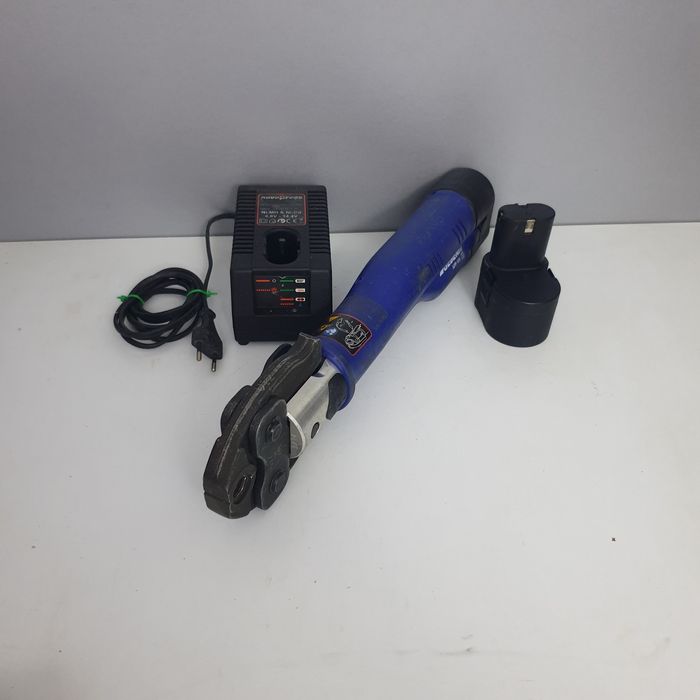 Geberit AFP 101 Presa hidraulica de sertizat pexal-cupru 19Kn Germany