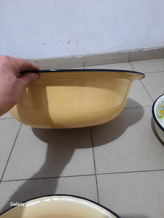 Тазы эмалированные