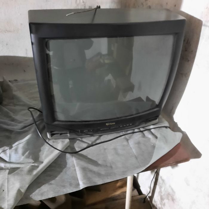 Продаю телевизор