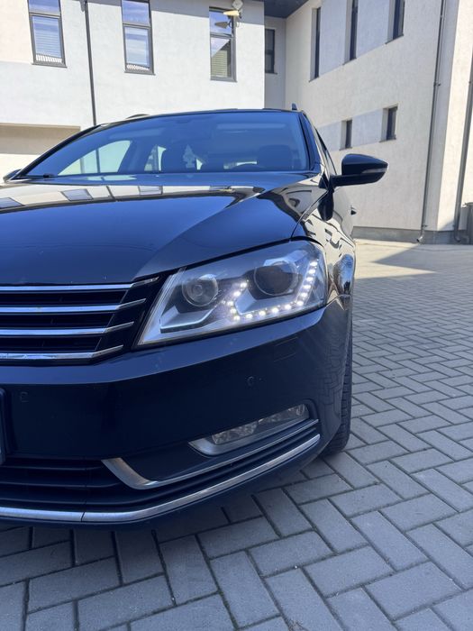 Passat B7/2.0 tdi /Bi-xenon/Led Roman • OLX.ro