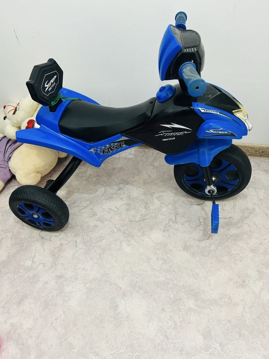 Велосипед машинка