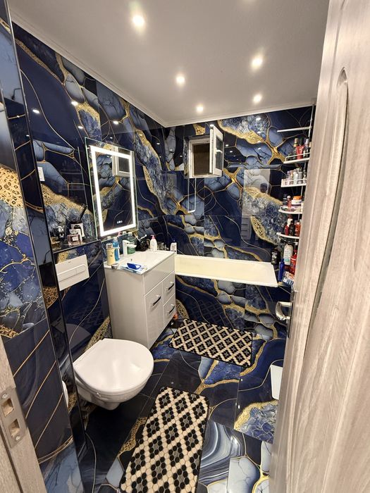 Apartamnet 2 camere decomnadat