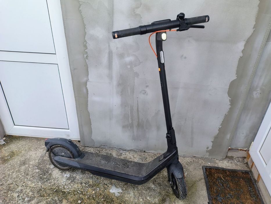 Електрическа тротинетка Segway-Ninebot E2 Pro