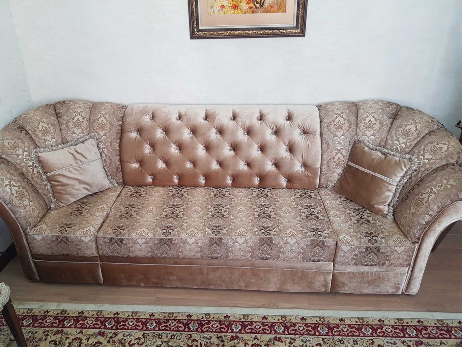 Продам б/у диван