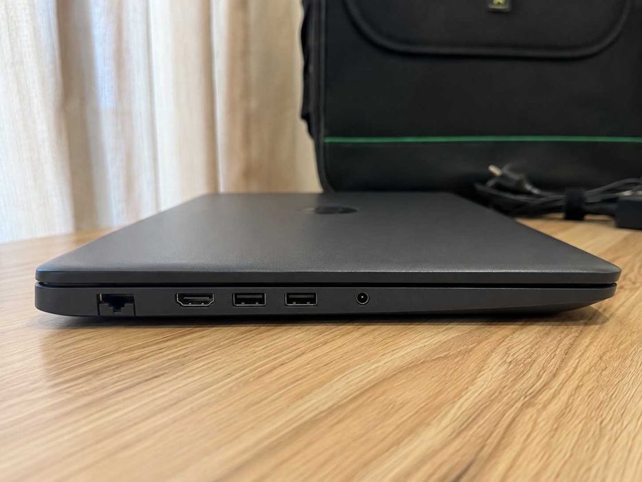 Laptop HP 255 G7, Amd Athlon 3150U, 16 GB Ram, Ssd 256 GB, 15.6 Inch, Windows 10, Incarcator