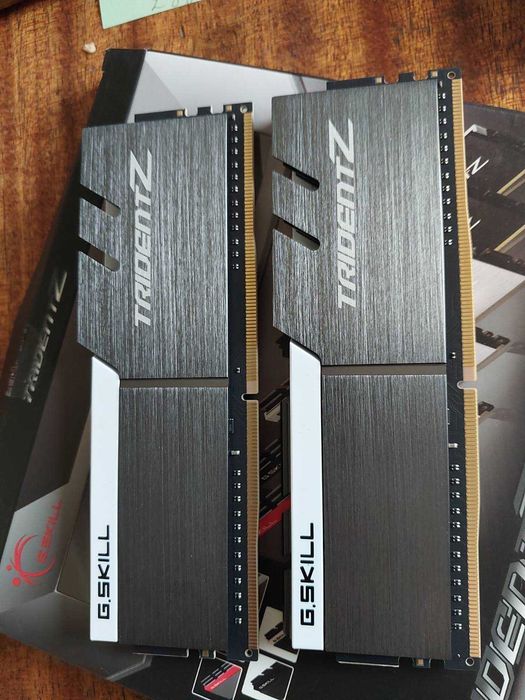 16GB 4000Mhz CL18 - G.Skill TridentZ (НОВИ)