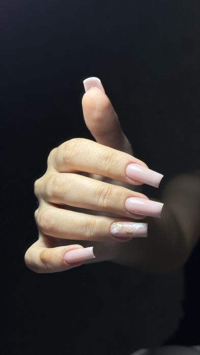 Маникюр в любое время суток