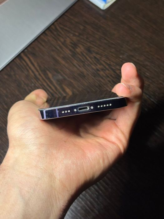 Айфон 14 про продам