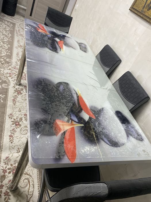 Стол со стульями продам
