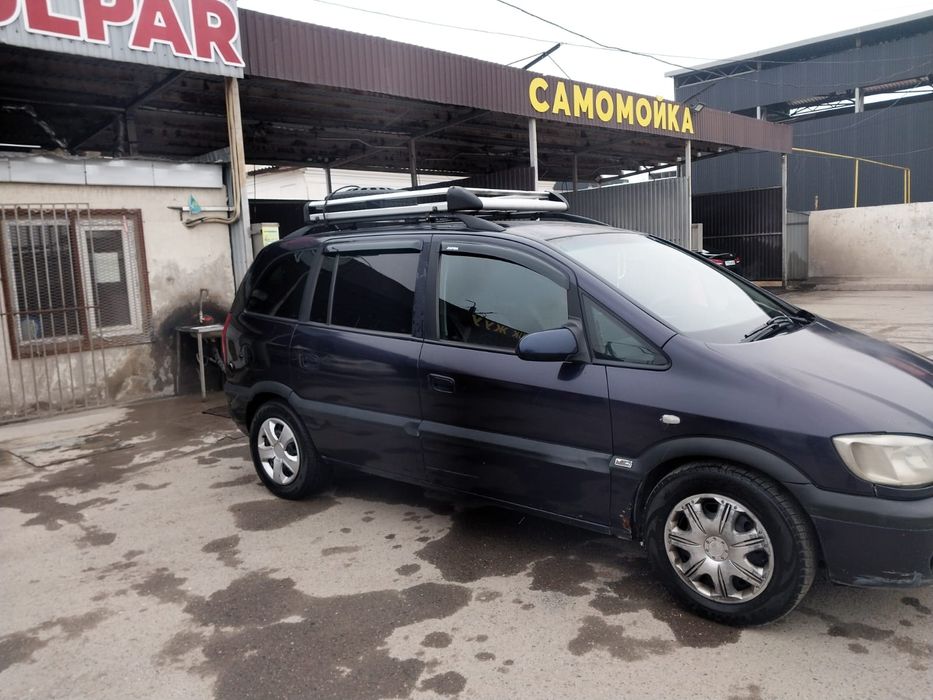 Опел Зафира 2003
