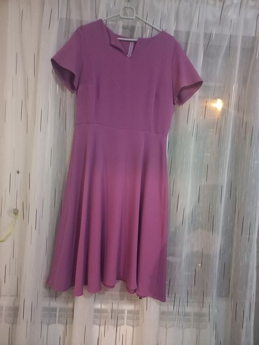 Rochie midi eleganta