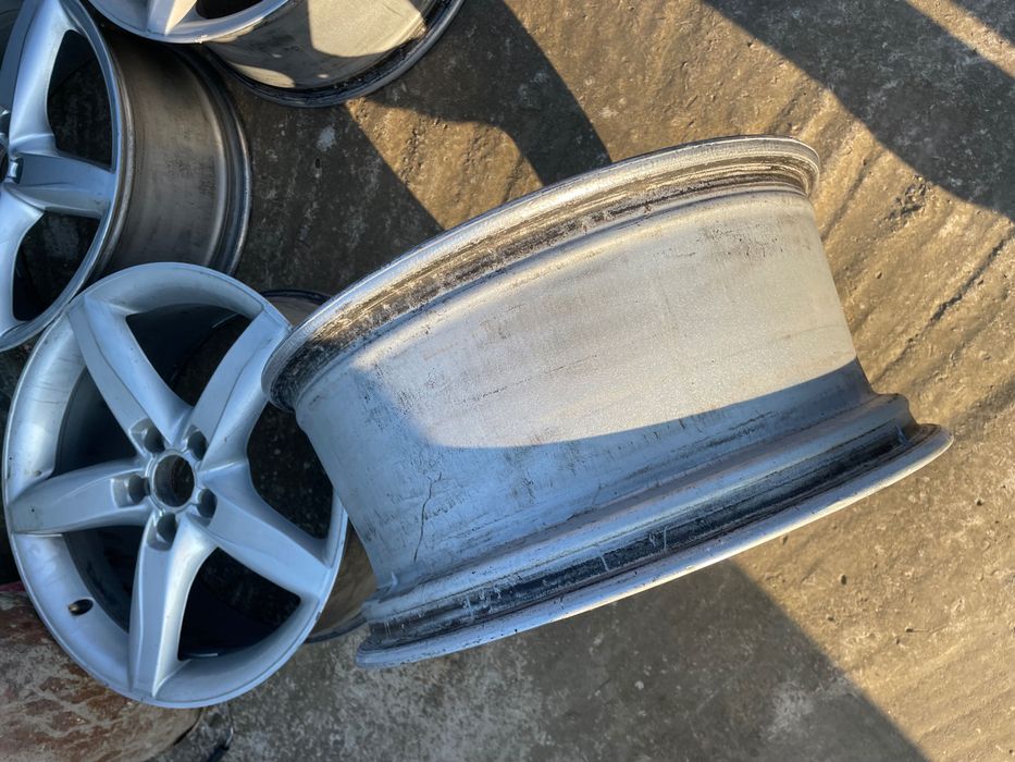 Jante Audi A4 B8 R18