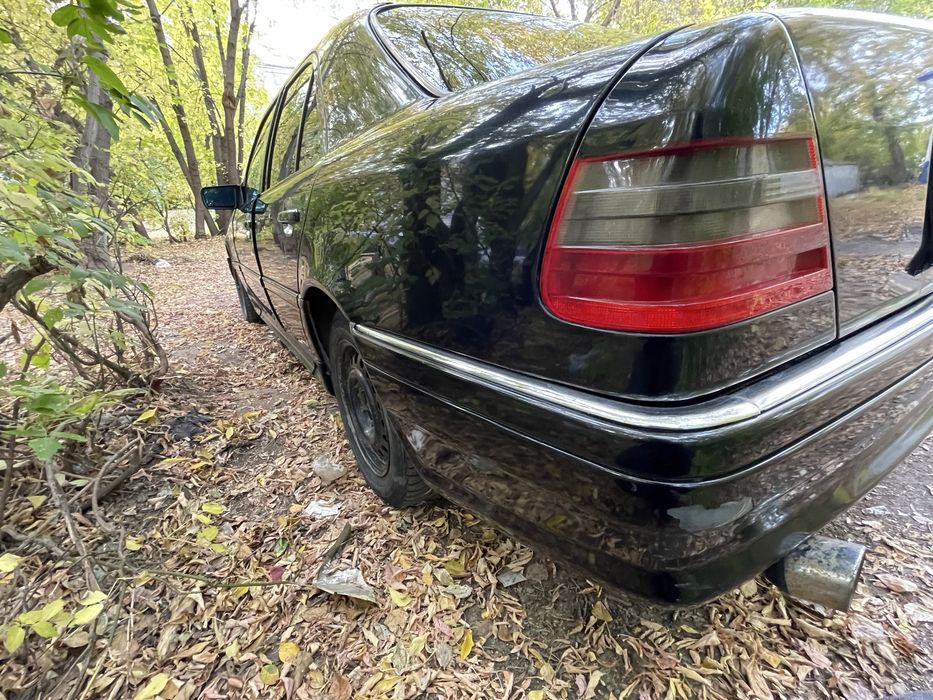 Mercedes Benz W202 C220