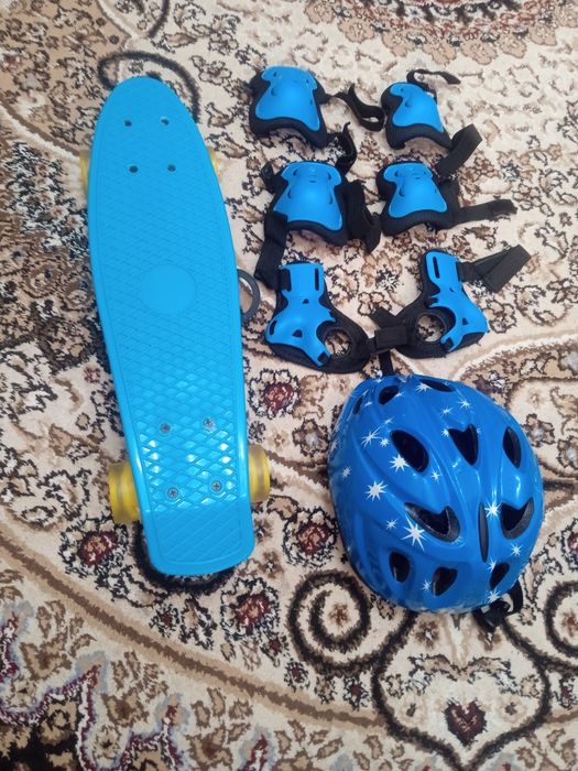 Светящий мини скетборд с комплектом