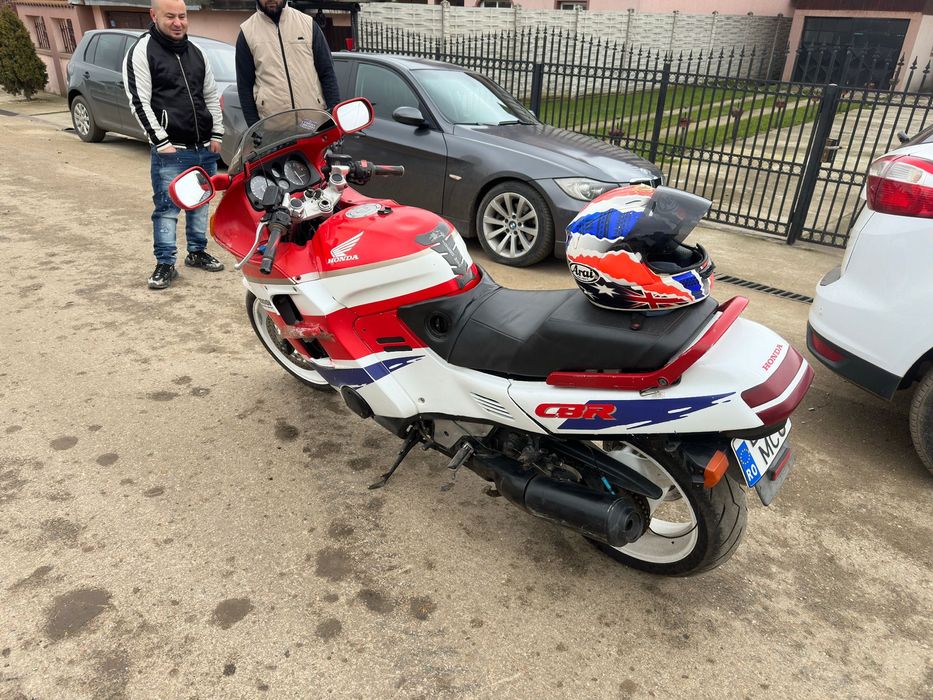 Honda CBR 1000F Super