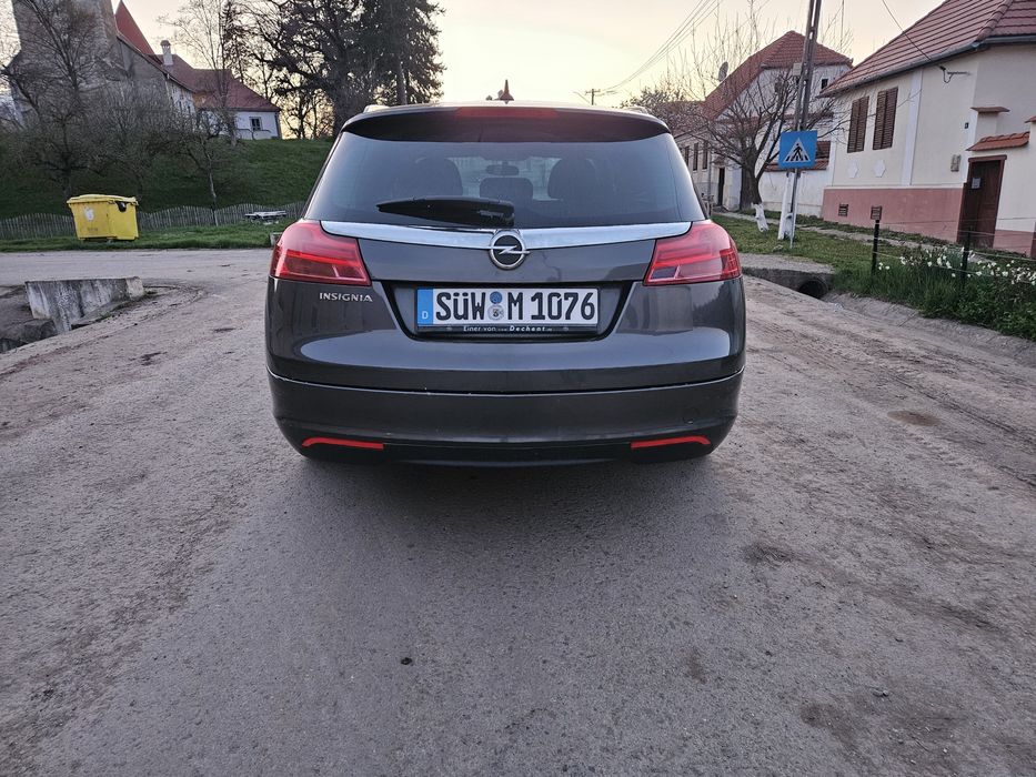 Opel insignia 2011