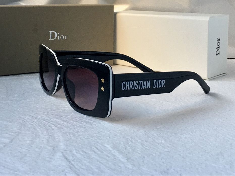 Дамски слънчеви очила правоъгълни 2 цвята