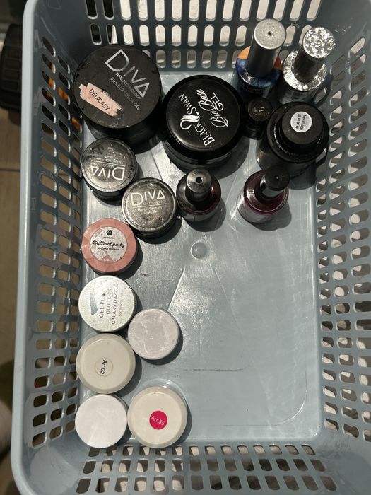 Продам все лаки вместе