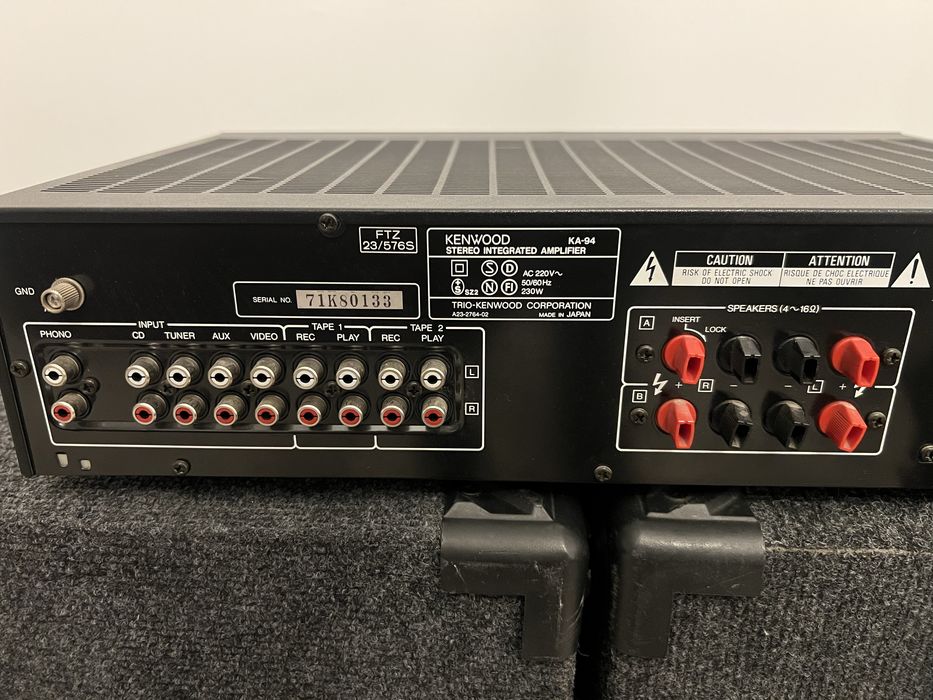 Vand boxe si amplificator