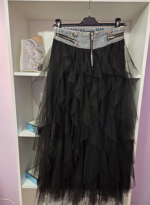 Уникална дамска пола Pause